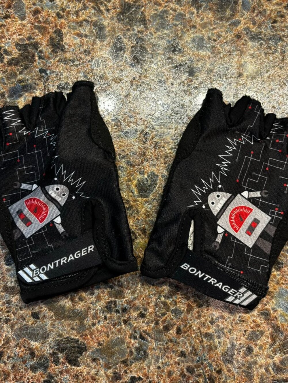 Youth Bontrager Biking Gloves Model #7761 Kids L/XL Black Robots